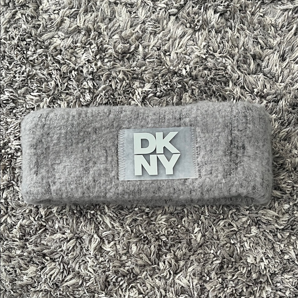 DKNY SOFT GRAY KNOT HEADBAND - LIKE NEW